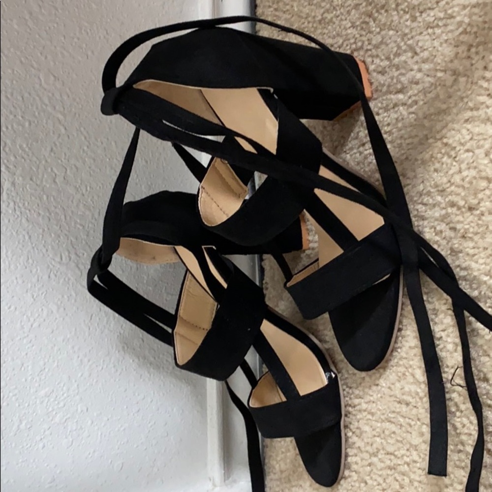 Black Block Heels With Strings